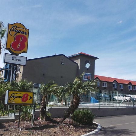 Super 8 By Wyndham San Diego/Imperial Beach Eksteriør bilde