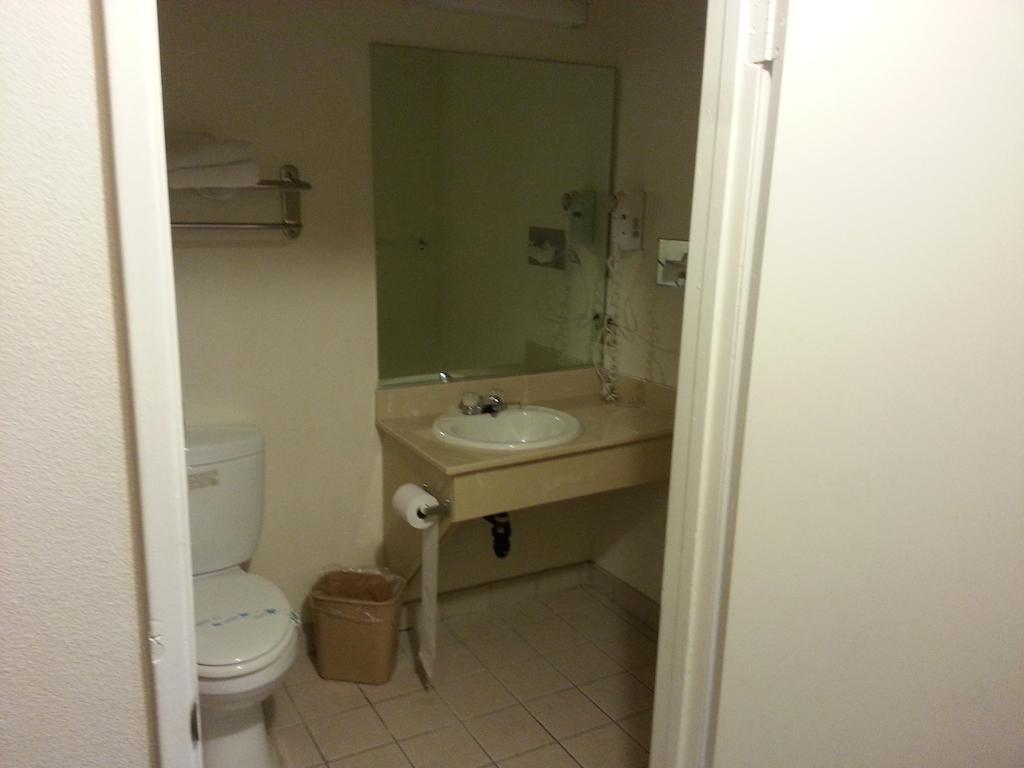 Super 8 By Wyndham San Diego/Imperial Beach Eksteriør bilde