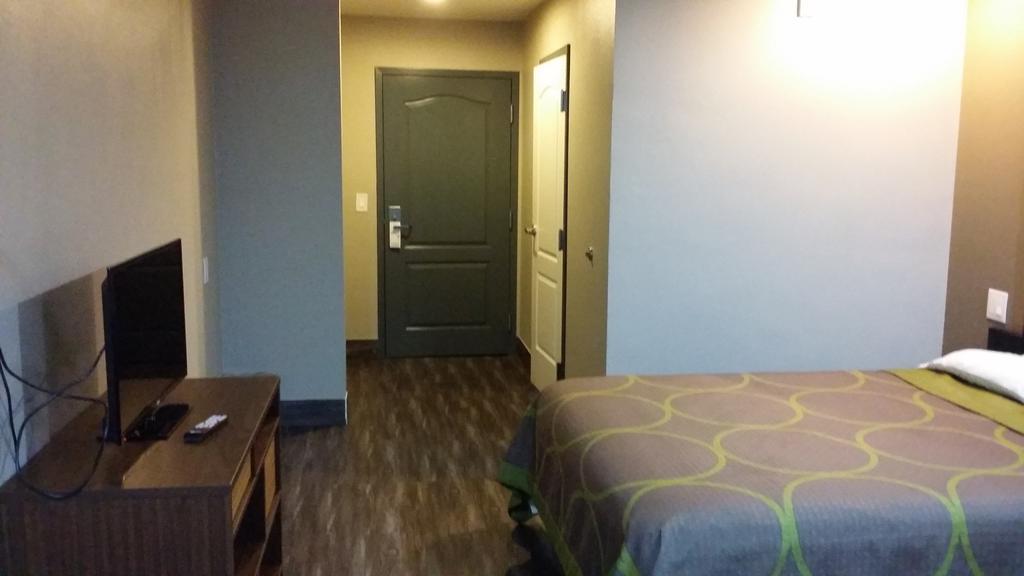 Super 8 By Wyndham San Diego/Imperial Beach Eksteriør bilde